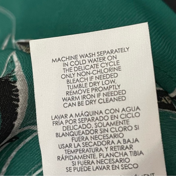 Cabi Tank Top Blouse Green & Black Zoe Falling Flowers Sheer Women’s Size Medium - Picture 7 of 10